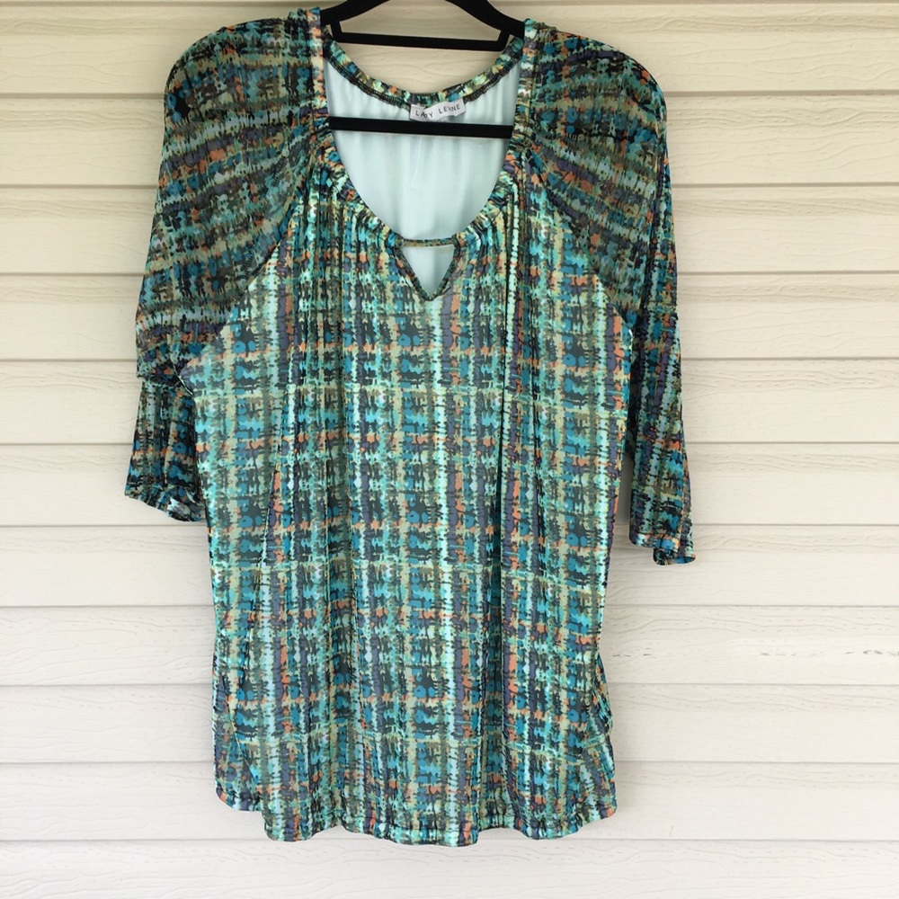 Larry Levine Blouson Top.